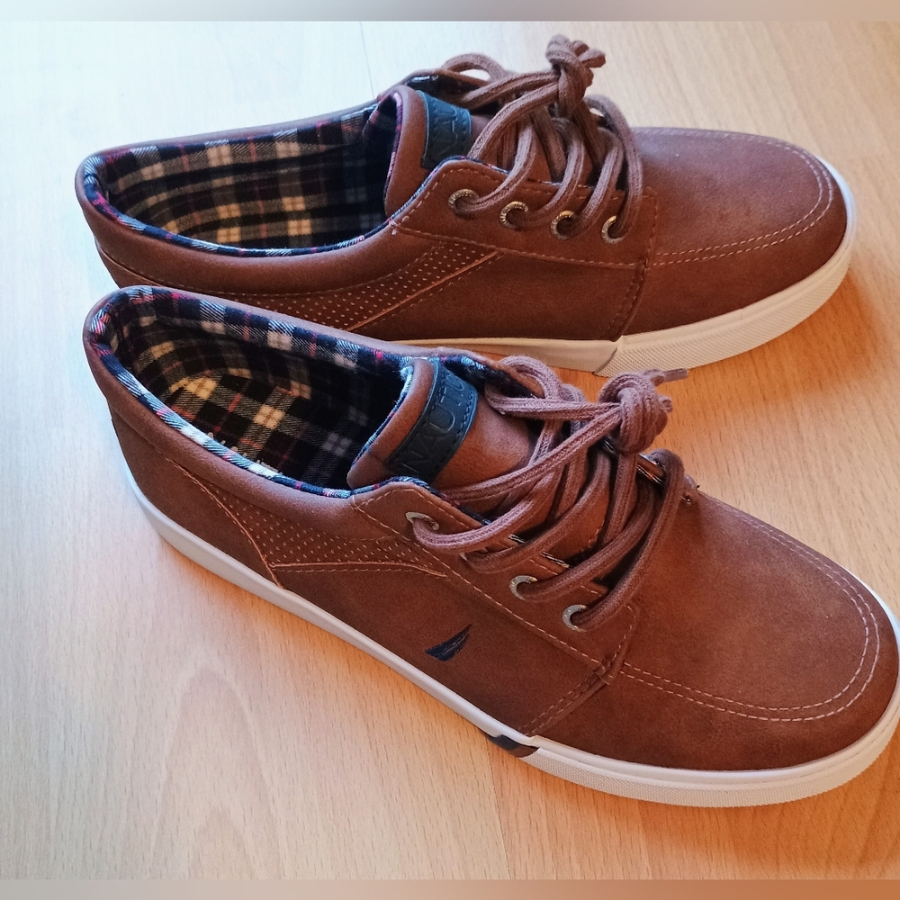 Brown Suede Nautica Shoes 4Y